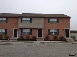 10 Lawrence Pl, New Oxford, PA 17350
