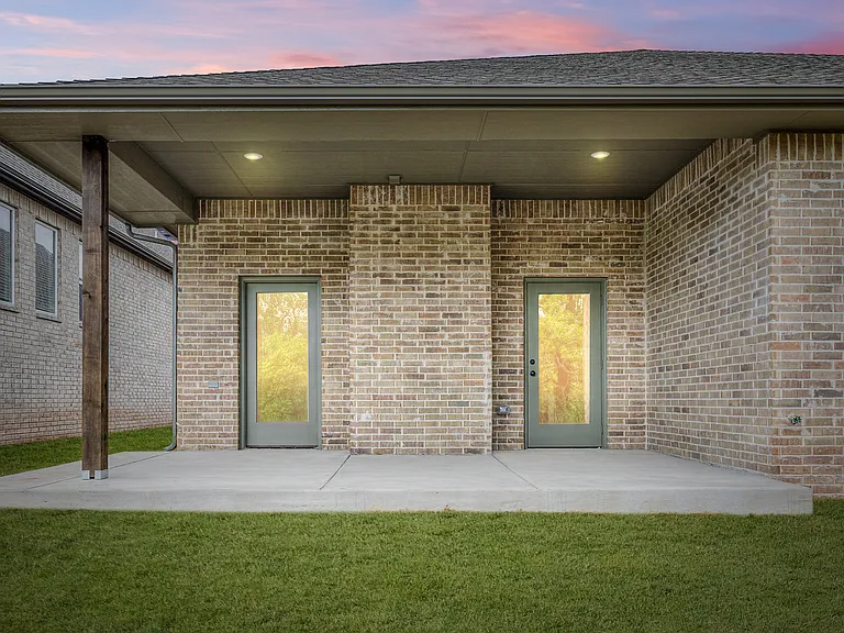 2600 Woods Edge Dr — Photo 41