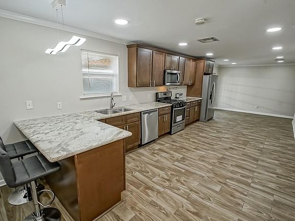 5th image of 4673 Nottingham Dr