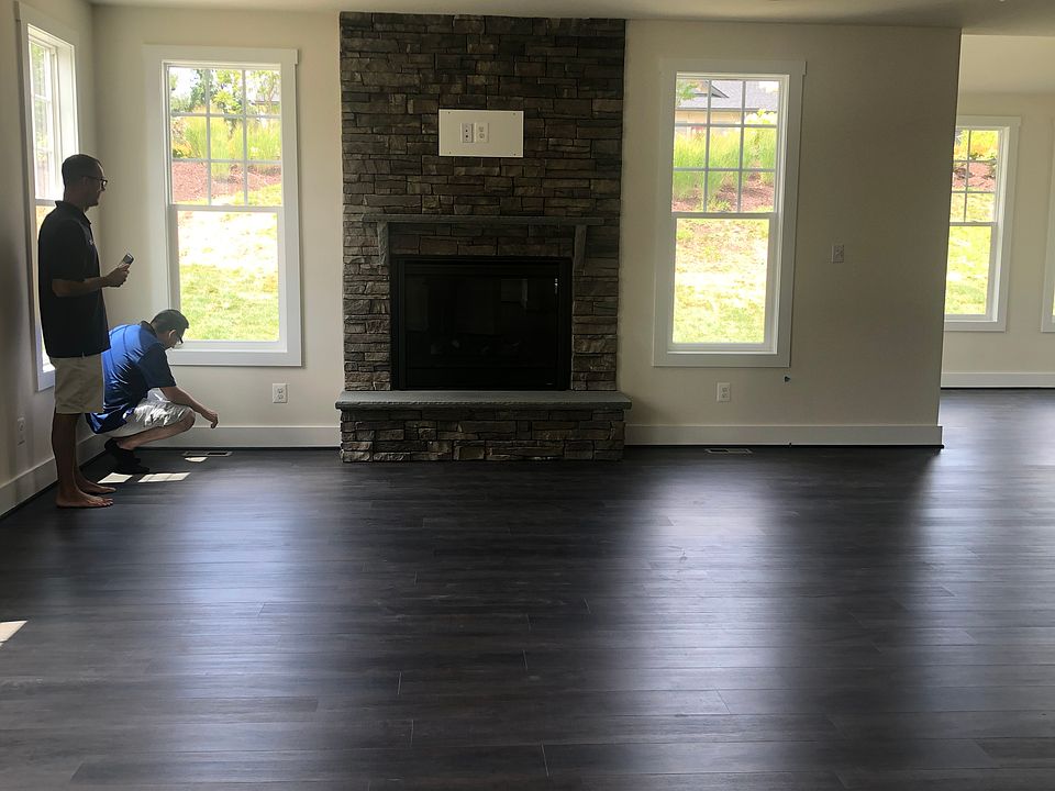 1st image of 8310 Pondview Dr