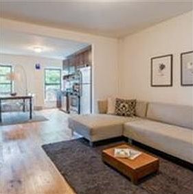 2nd image of 185 Sackett St APT 3