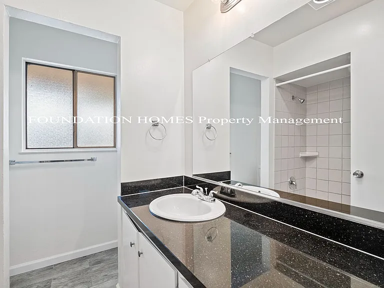 67 Roundtree Blvd — Photo 11