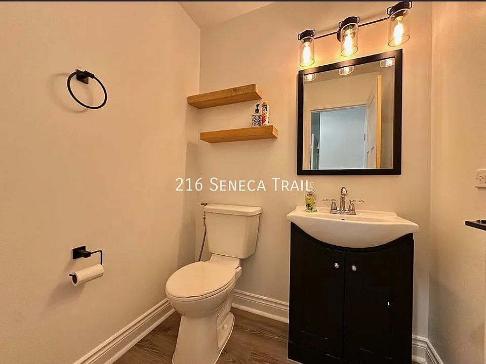 1st image of 216 Seneca Trl