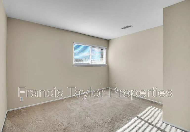 2053 Habero Dr — Photo 23
