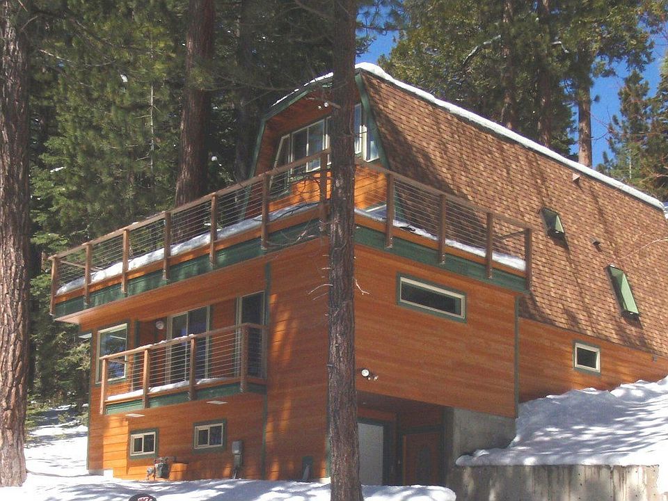 2nd image of 1390 Woodland Way