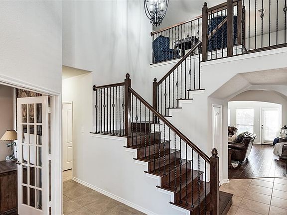3rd image of 13937 Tahoe Ln