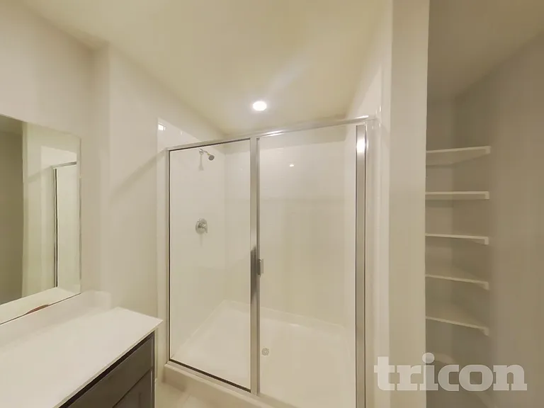 112 Woodland St — Photo 9