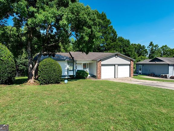 3rd image of 6932 Buckeye Way