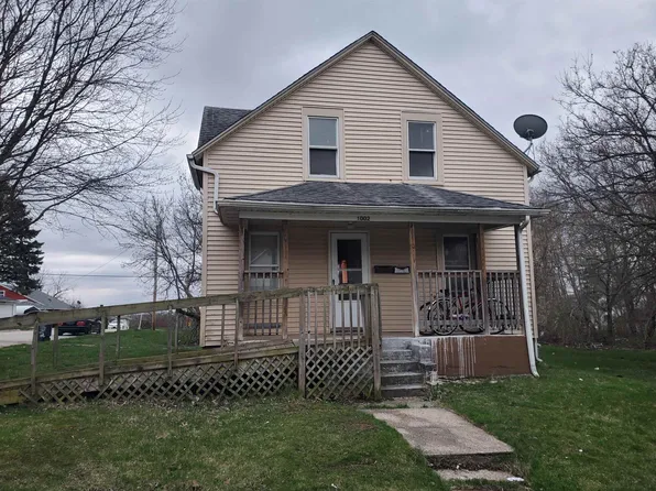 1002 Lincoln Ave, Rockford, IL 61102