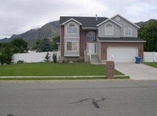 612 E 2475 N, North Ogden, UT 84414
