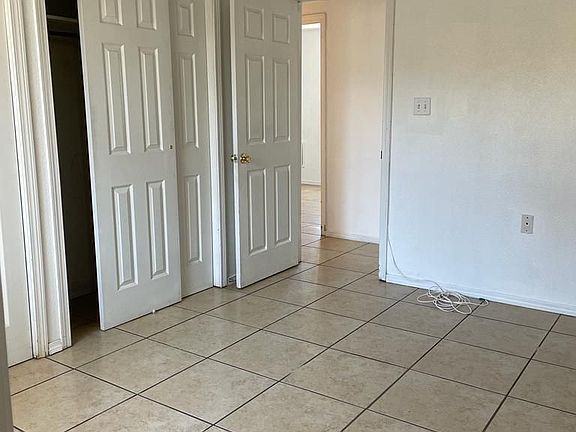 3rd image of 3801 Gateway South Blvd #B