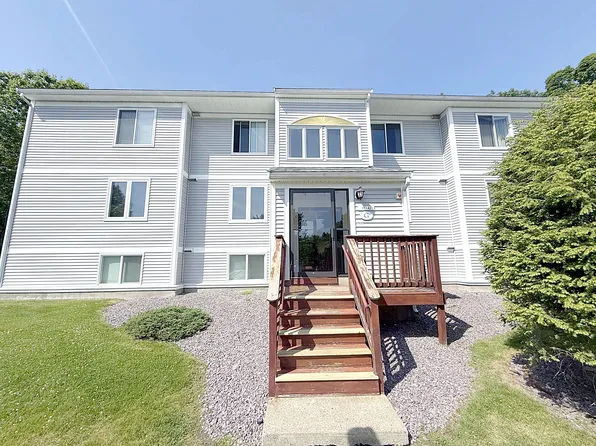 330 Sunderland Rd Unit 39, Worcester, MA 01604