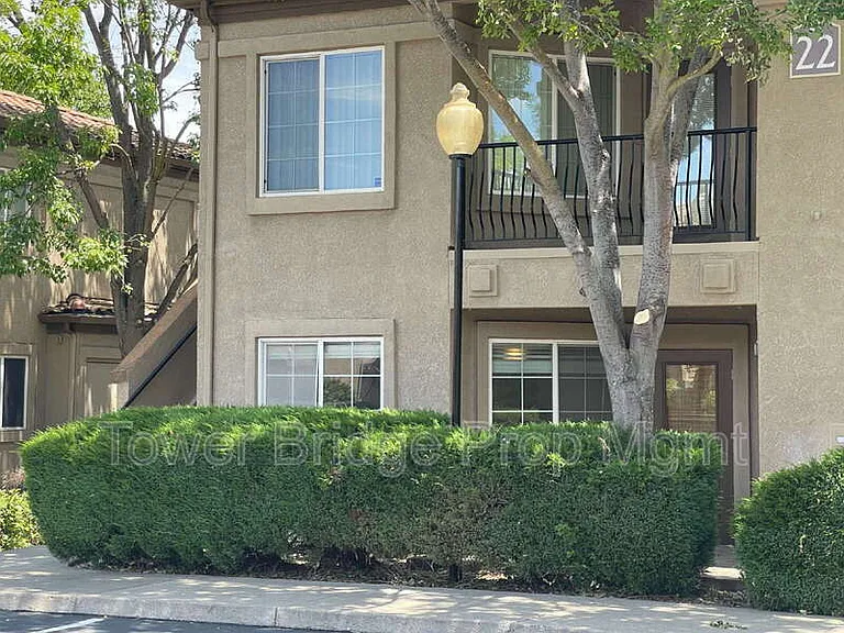 4200 E Commerce Way #2213 — Photo 1