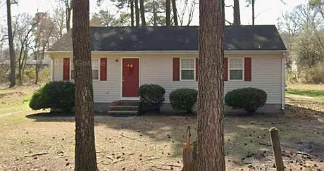 3 bed, 960 sqft, $1,690 — Photo 2