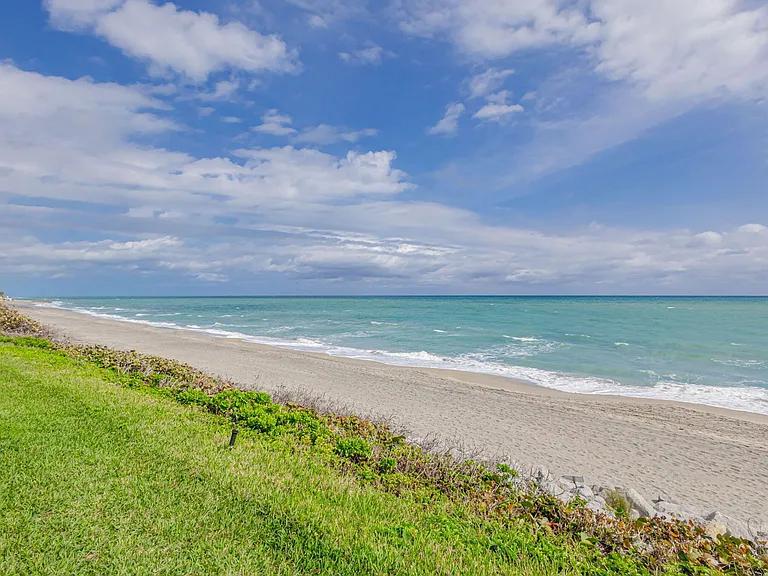 400 Beach Rd #103 — Photo 42
