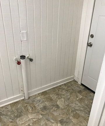 5th image of 1115 Guadalupe St