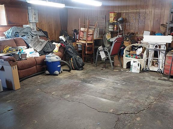 5th image of 109 S Rauthland Ave