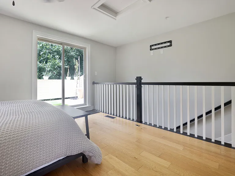 2188 Half Moon Pl NE — Photo 12