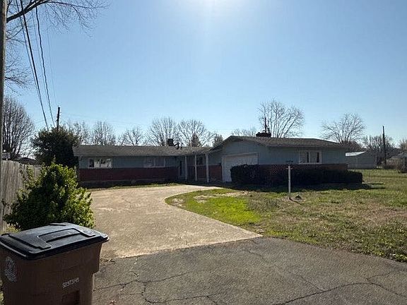 3rd image of 201 Williams St
