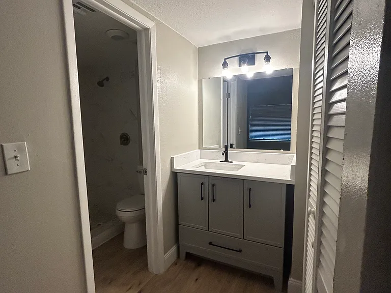 2543 Myrtle Ave #C — Photo 14