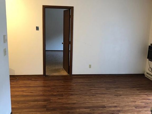 4th image of 4424 Eastridge Dr APT 2
