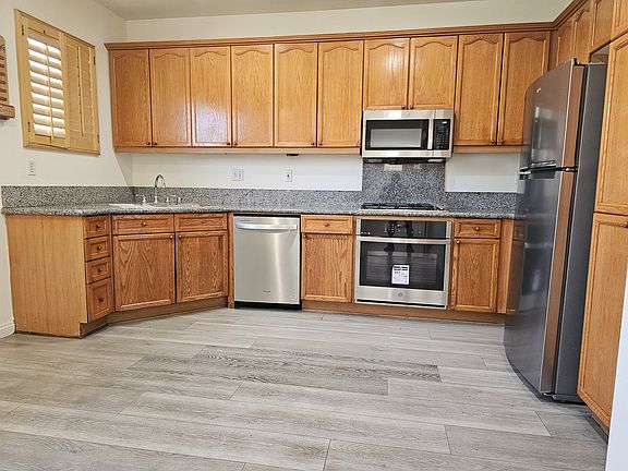 4th image of 1751 Tallowberry Ln