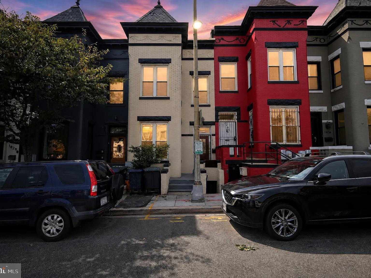 1 bed, 1.0 bath, 1133 sqft, $1,350 — Photo 1