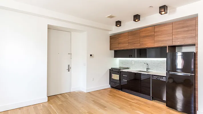 Rented by Nooklyn NYC LLC | media 85