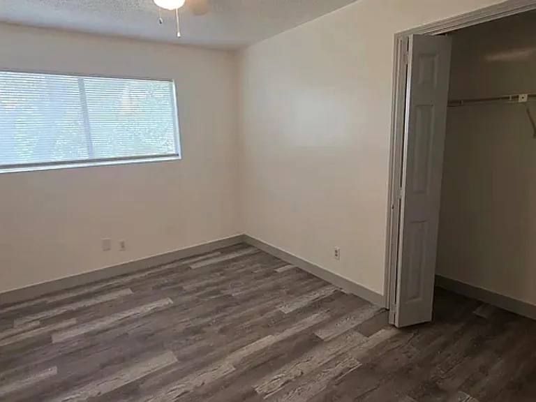 375 Fantail Loop #B — Photo 11