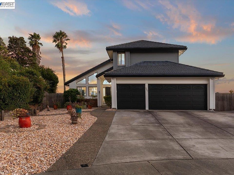 1st image of 390 Beston Way