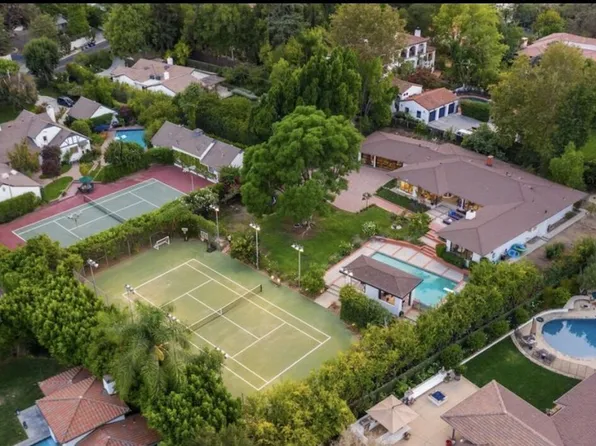 4678 White Oak Ave, Encino, CA 91316