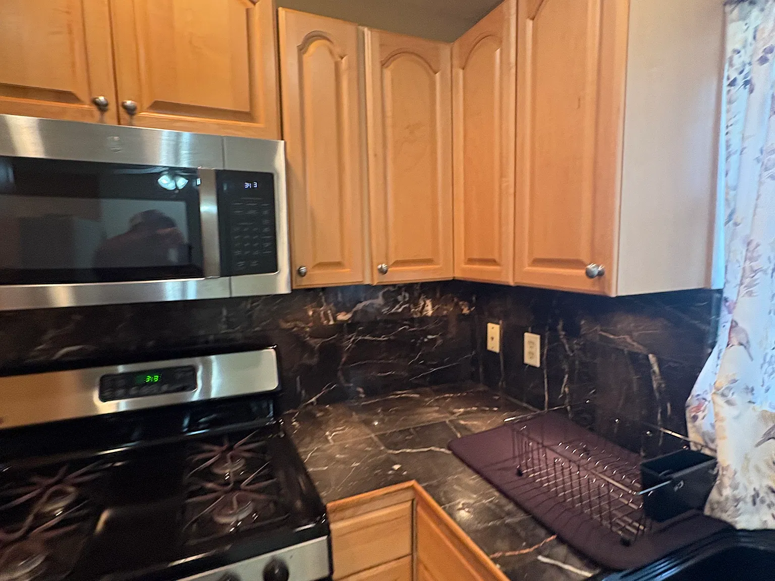 3 bed, 1290 sqft, $1,600 — Photo 1