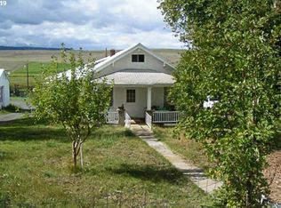 70012 Warnock Rd, Wallowa, OR 97885