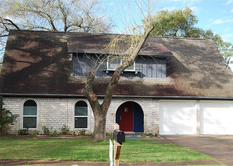 1st image of 6919 Wagonwheel Ln