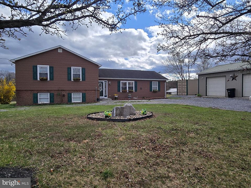 1st image of 70 Kathys Ln