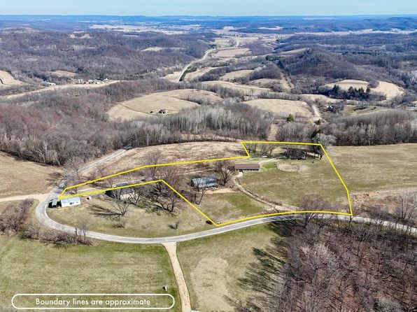 9140 Marigold Avenue, Cashton, WI 54619
