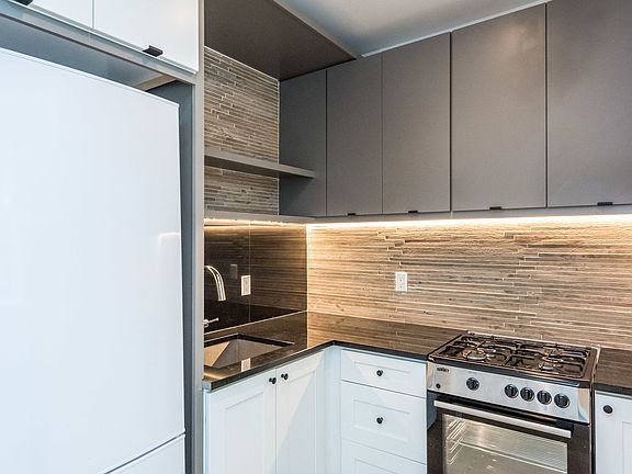 2nd image of 83 Montrose Ave #2H