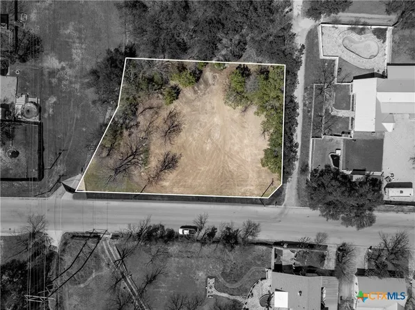 218-216 Cockrell Cir, Lampasas, TX 76550