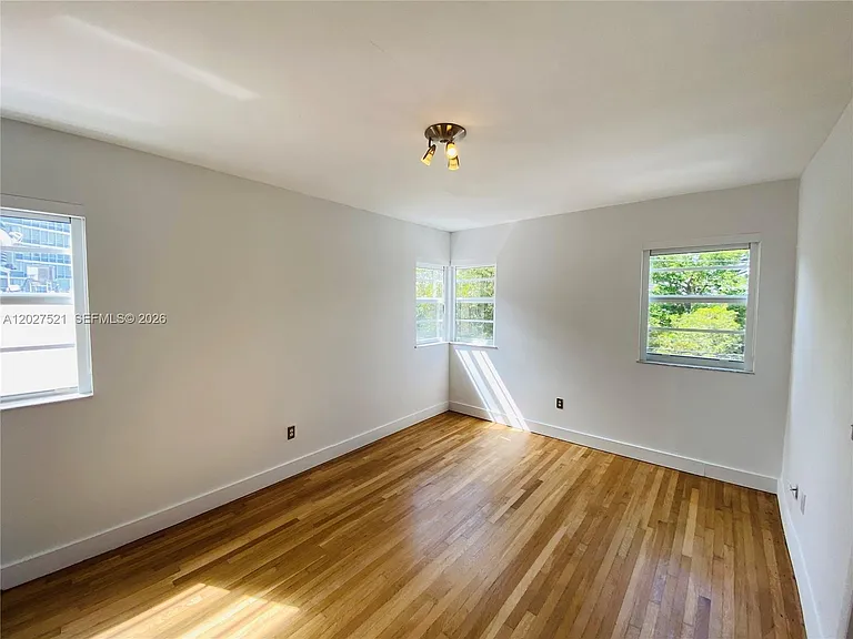 6881 Bay Dr #11 — Photo 12