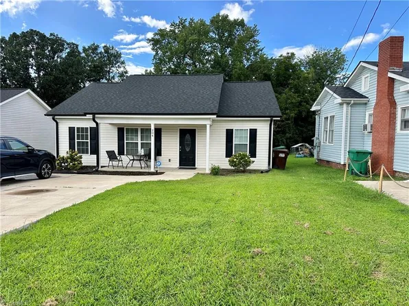 204 W Springfield Rd, High Point, NC 27263