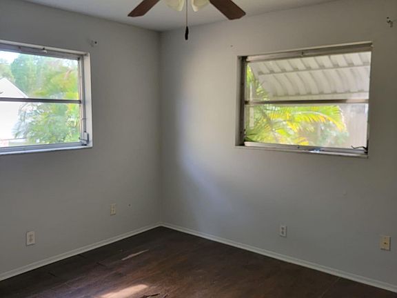 4th image of 1736 Catherine Dr