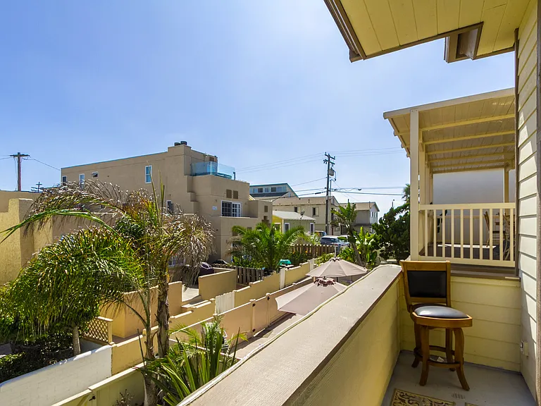 728 Jamaica Ct — Photo 114