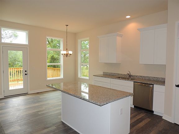 3rd image of 11038 N Lake Woods