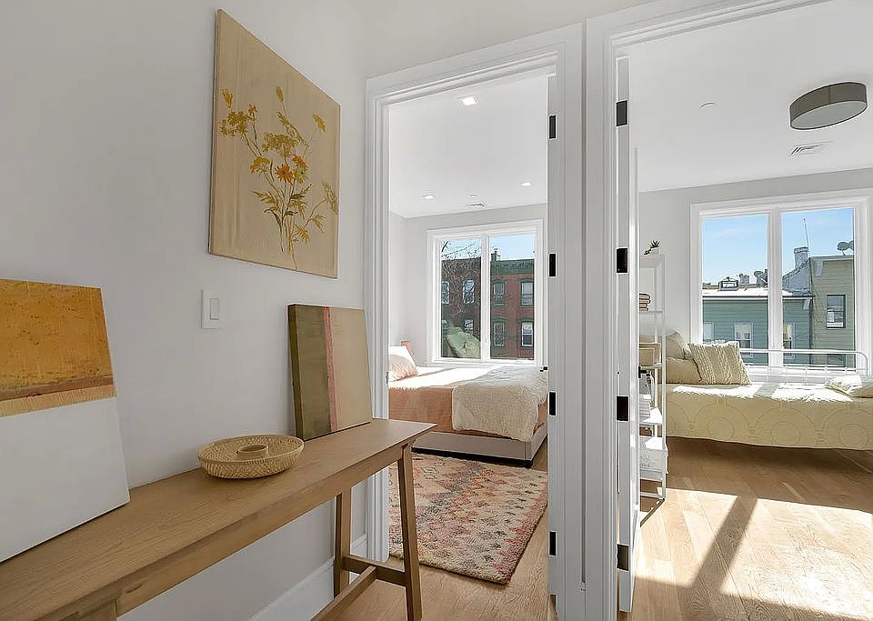 1st image of 145 14th St #4