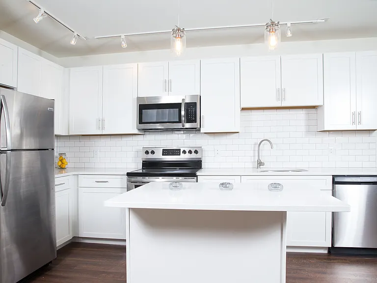 35 Van Nydeck Ave #AVENUE304 — Photo 3
