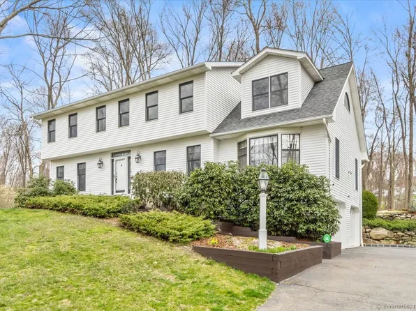 2 Princeton Lane, New Fairfield, CT 06812