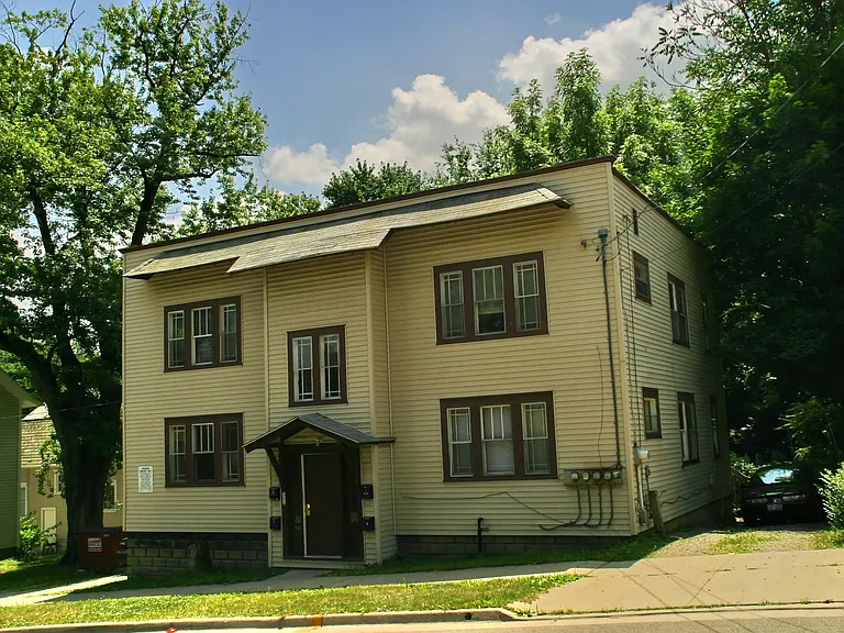 555 Bishop St #1 — Photo 1