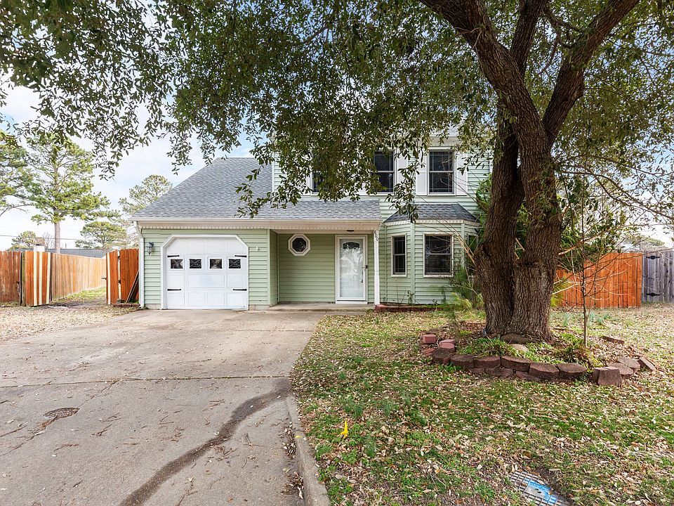1st image of 800 Maitland Dr