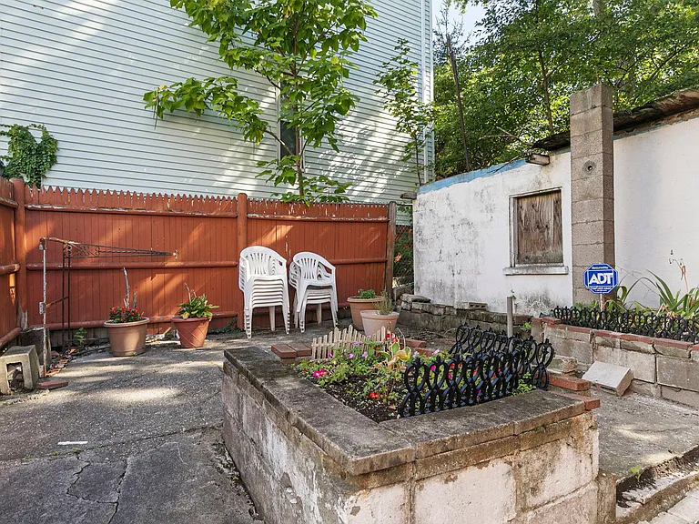 10 Pinckney Pl #1 — Photo 10
