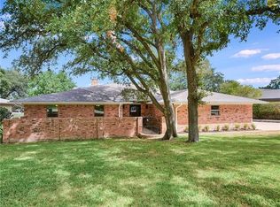 807 Vanguard St, Lakeway, TX 78734